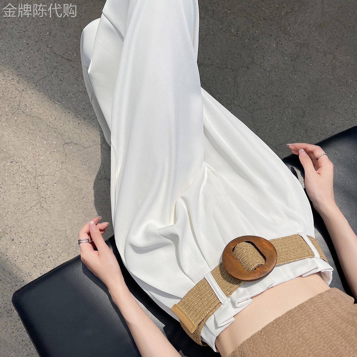 白色冰丝西装阔腿裤女夏季薄款高腰宽松休闲高级感垂感直筒拖地裤