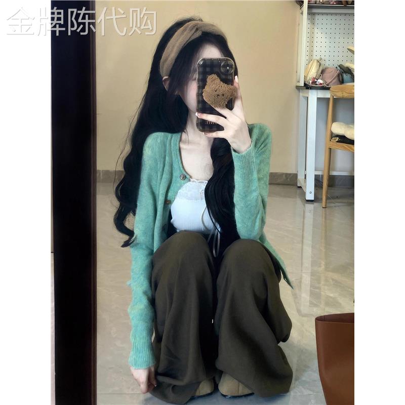 早秋韩系氛围感2025新款慵懒风绿色针织上衣防晒开衫超好看百搭女
