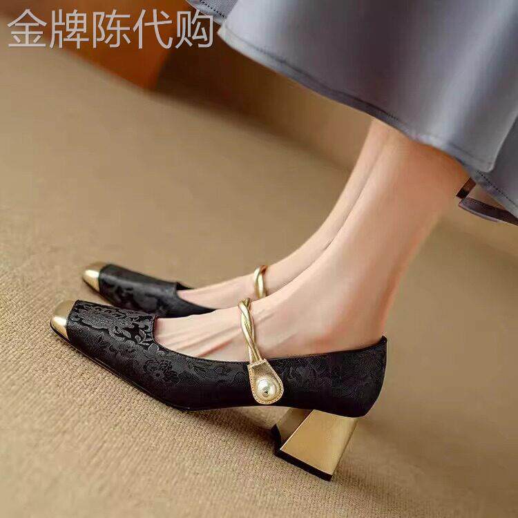 绸缎一字带玛丽珍单鞋女2025夏季新款一脚蹬浅口不累脚粗跟高跟鞋