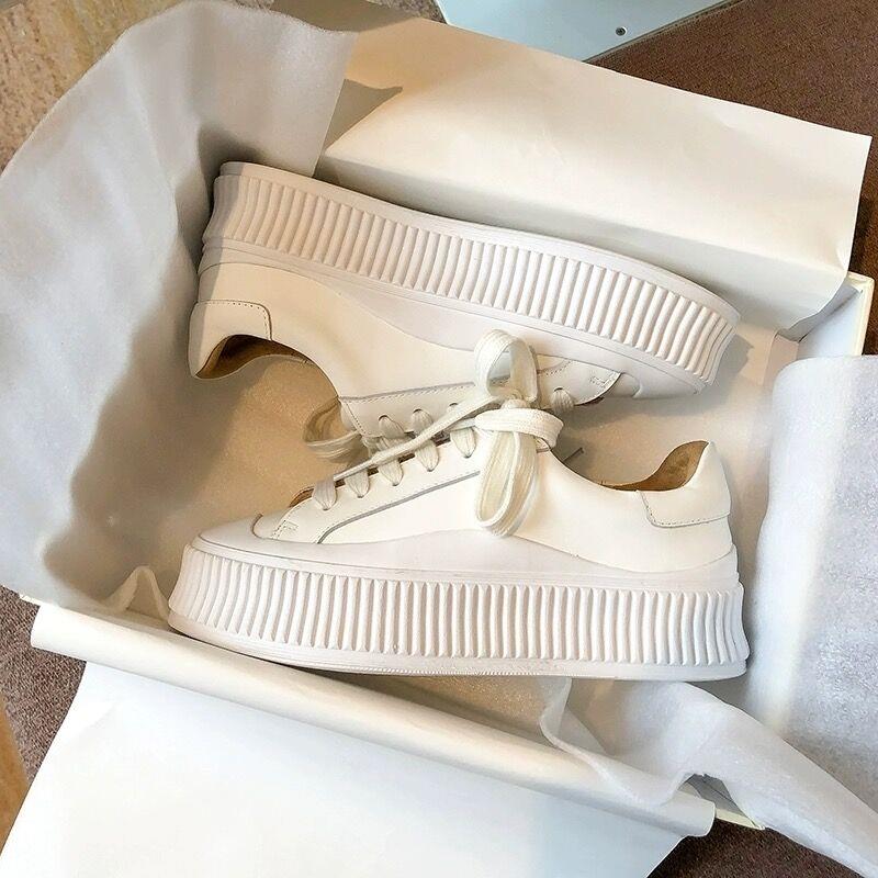 香港厚底小白鞋休闲单鞋女2025春秋新款增高真皮饼干鞋系带板鞋子