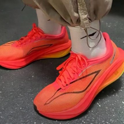 飞电5C超轻碳板跑鞋防滑减震回弹专业竞速跑步鞋儿童透气运动鞋