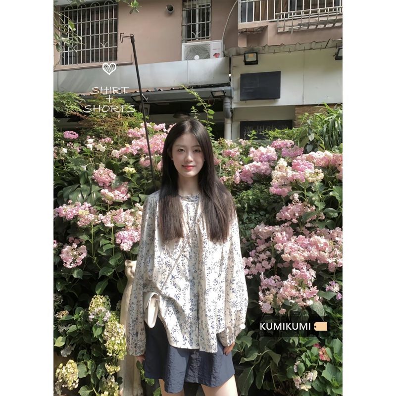 清新自然的青花瓷长袖宽