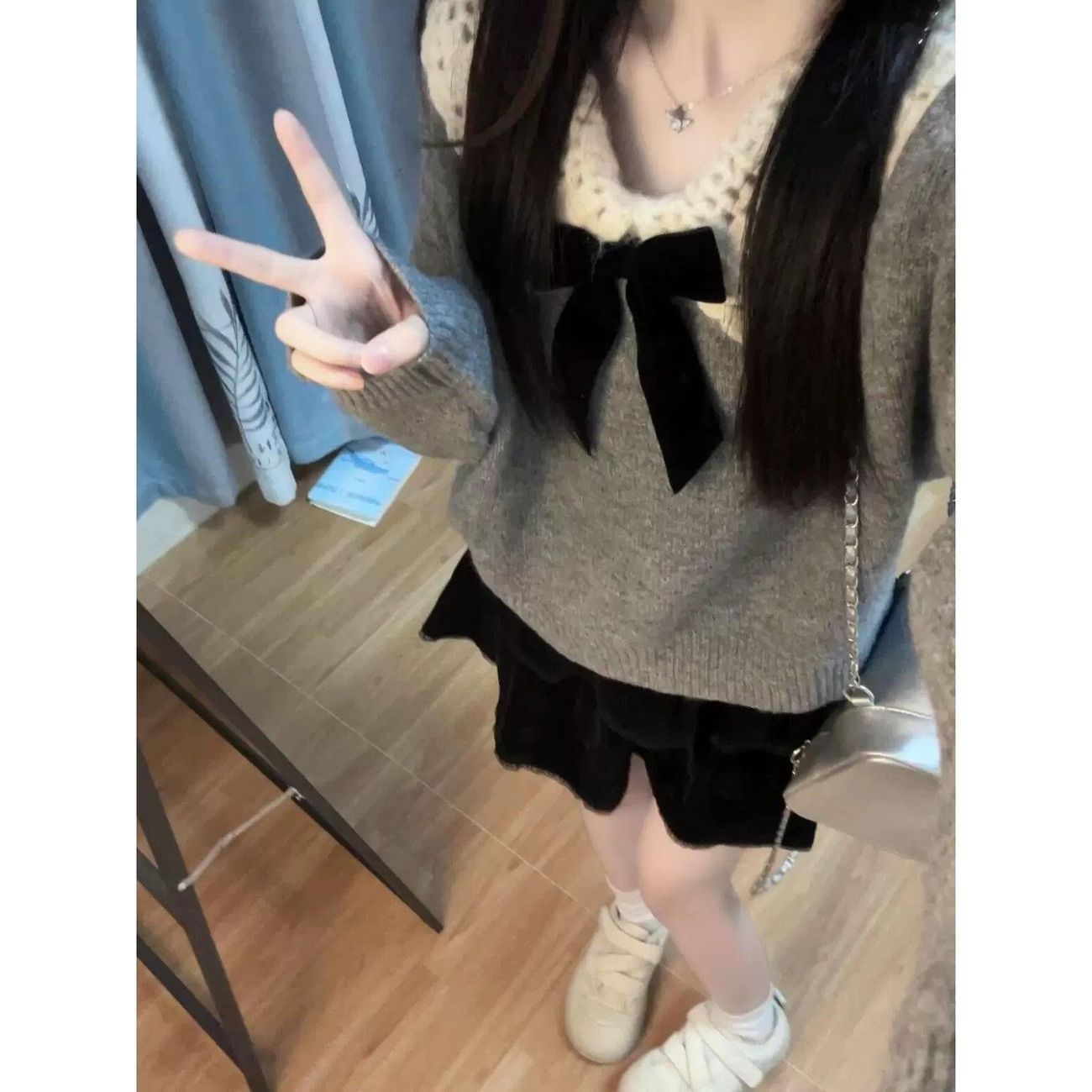 灰色娃娃领毛衣针织衫女2