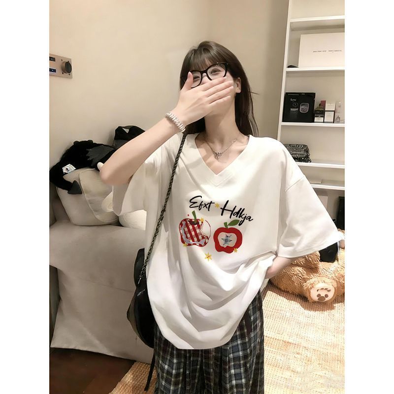 慵懒风正肩白色v领大码短