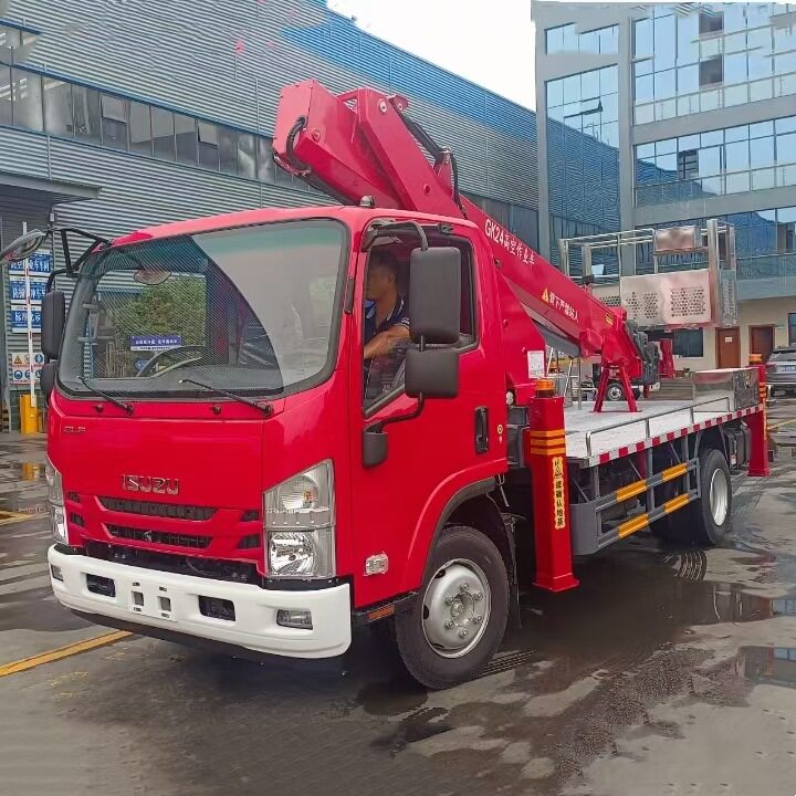 出口埃及五十铃蓝牌高空作业车21米23米31米升降车 广告牌安装车