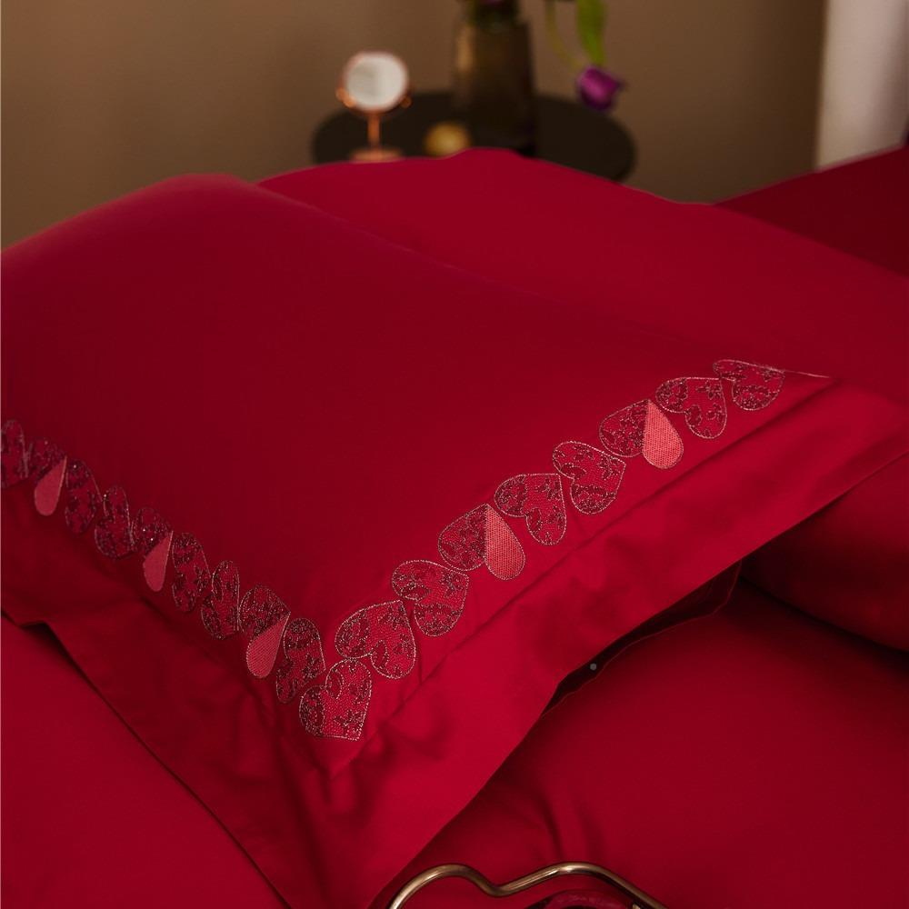 浪漫红色爱心长绣婚庆IXX四件套高档结床婚刺被套绒棉婚嫁品