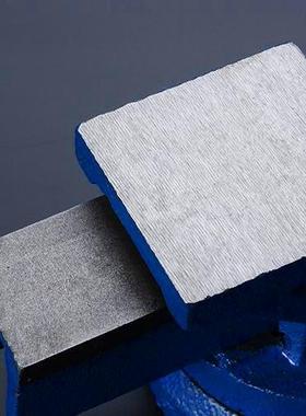 厂家直供轻活动带砧台钳Indust台rRLBybench子Vise型钳钳台虎钳