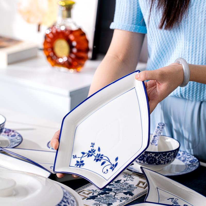 新款圆桌盘子盘菜盘陶家用网红瓷过年夜团碗圆饭拼餐具组合ZAD碟