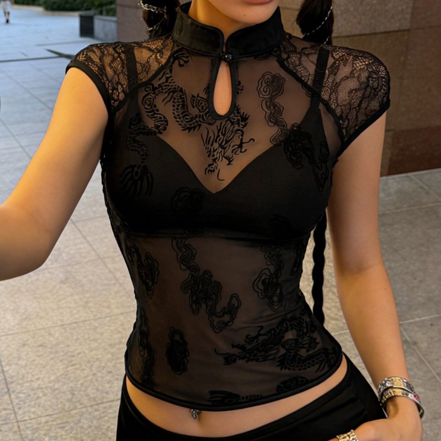 欧美暗黑风网纱拼接微透黑色立领短袖T恤千禧辣妹Y2K短款露脐上衣