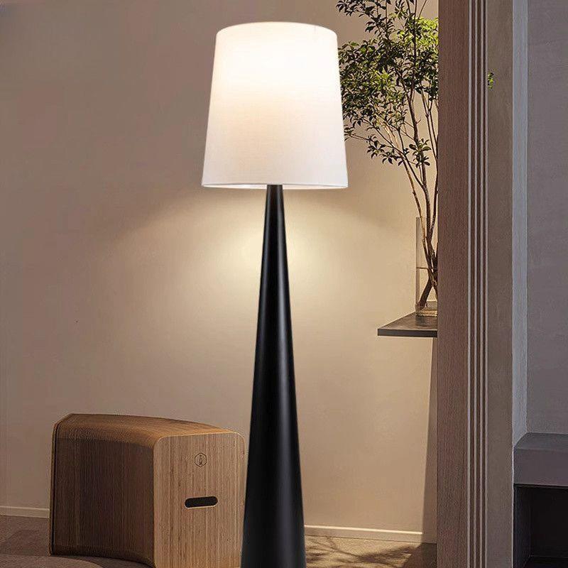 意式布艺落地灯北欧简约网红客厅卧室落地灯设计师样板间展厅立灯