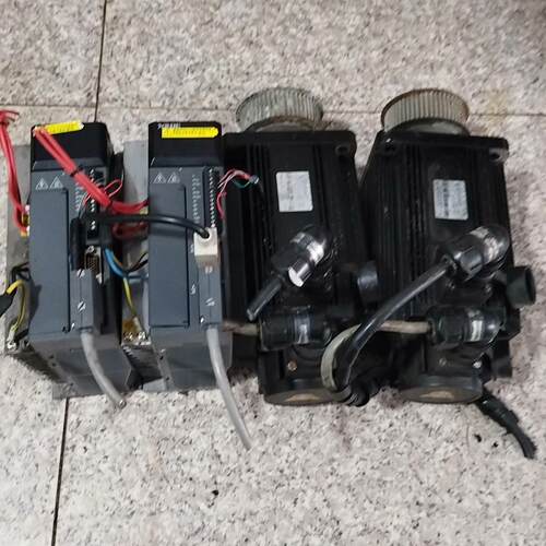 DS3L-22P3-PFA 信捷驱动器 工业工控自动化控制配件议价维修