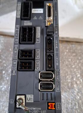 MR-J4W2-44B 伺服驱动器 工控自动化配件 外壳塑料破损议价维修
