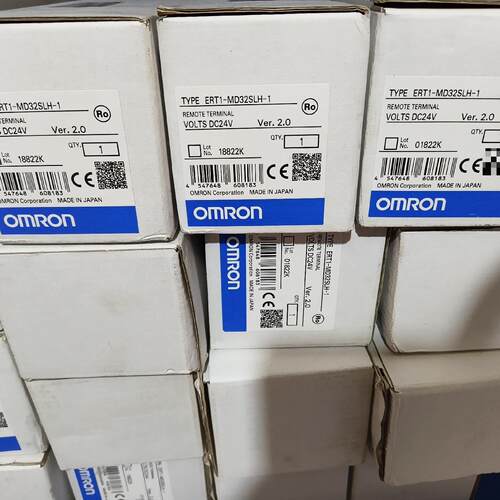 ERT1-MD32SLH-1 PLC模块 远程终端 DC24V 工控扩展模块议价维修