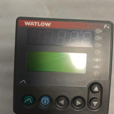 F4DH-CCCC-21RG WATLOW温控器 工业温度控制仪表议价维修