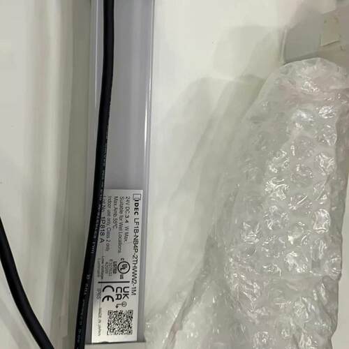 LF1B-NB4P-2THWW2-1M IDEC和泉工业照明灯 机柜照明议价维修