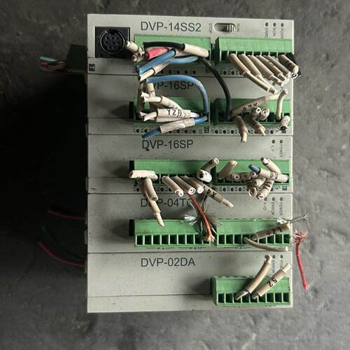 DVP14SS211T DVP16SP DVP02DA 台达PLC可编程控制器模块议价维修