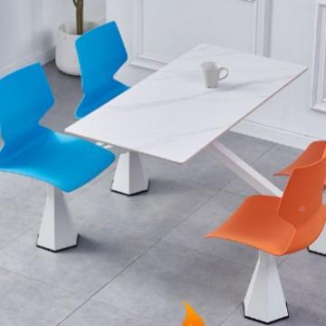 锈钢带服务区餐桌椅组合连体餐桌椅美背RIV食城学校食堂不靠公司