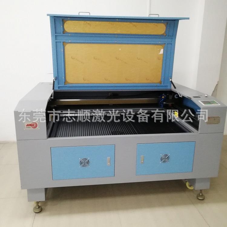 南瓜灯罩面具面罩自动对焦激光切割机 异形塑胶塑料件切割打孔机