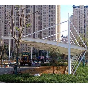 膜结构汽车停车棚张拉膜布PVDF膜圆柱钢结构汽车蓬白色斜拉杆车篷