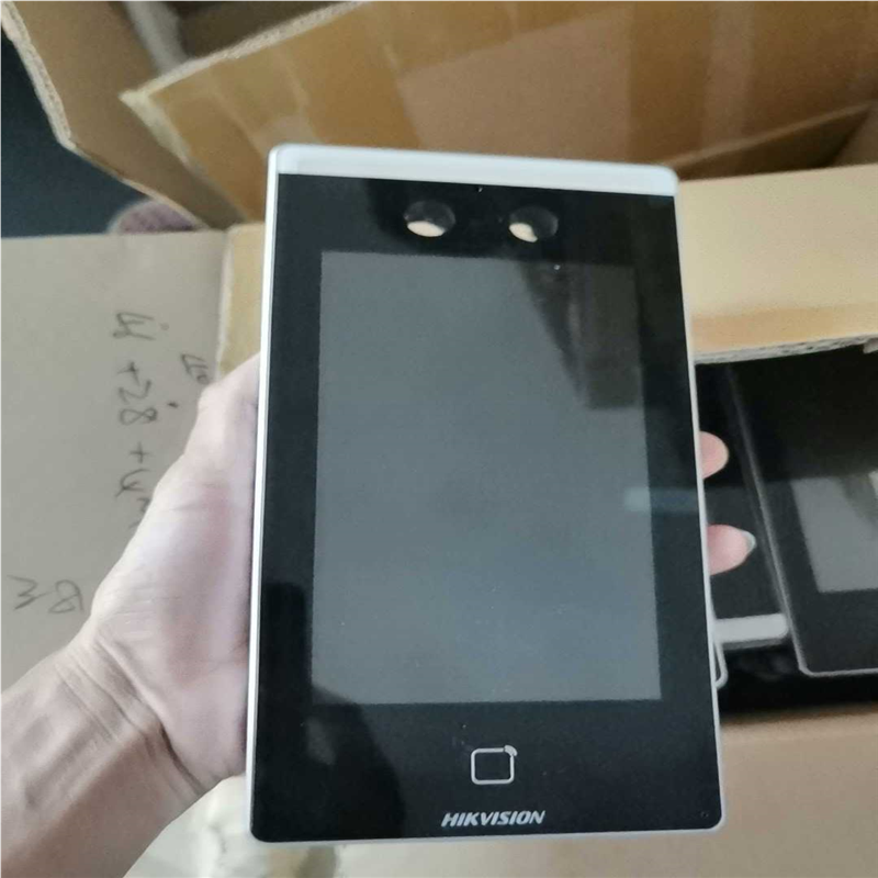 人脸识别门禁机屏幕总成（憨憨电子）