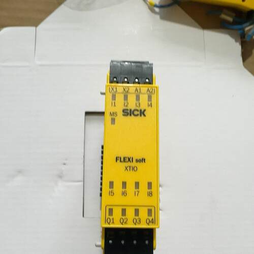议~SICK西克安全模块FX3- XTIO84002继电器104