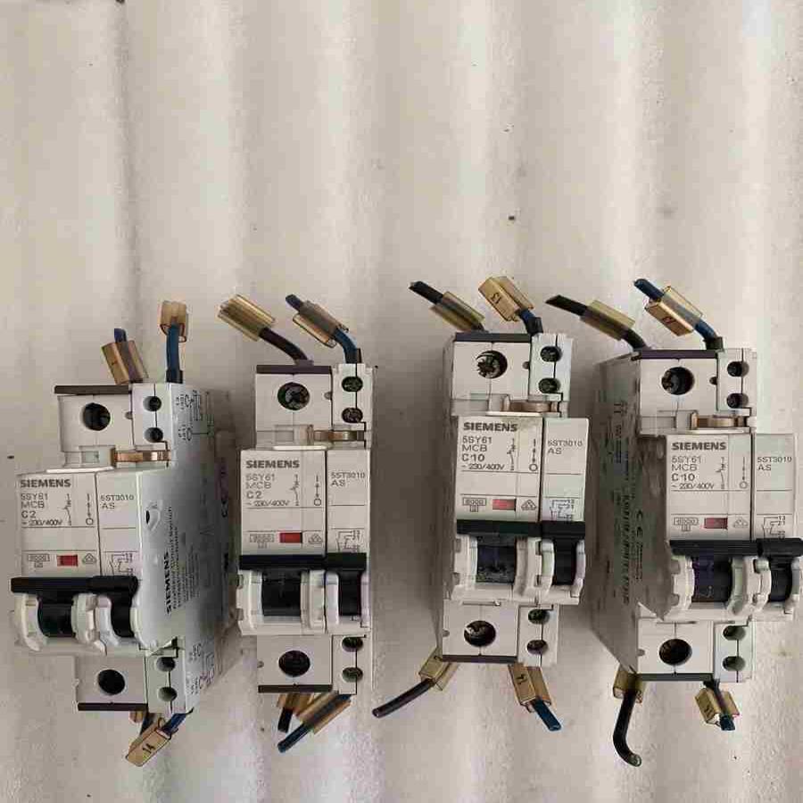 进口断路器空开配辅助5SY61 MCB C2C1议价