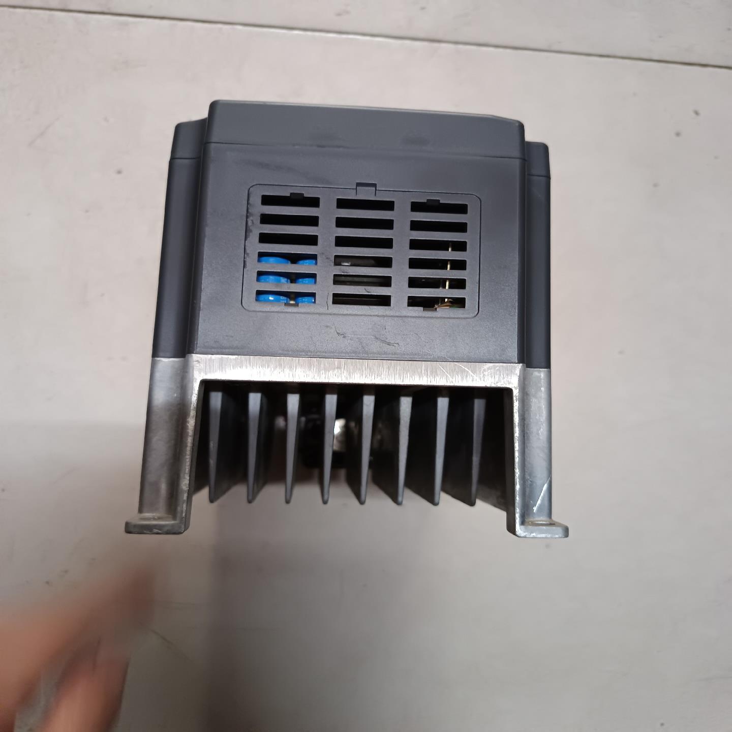 台达变频器C200系列单相输入220V1.5kw，实物图，现(崽崽配件）