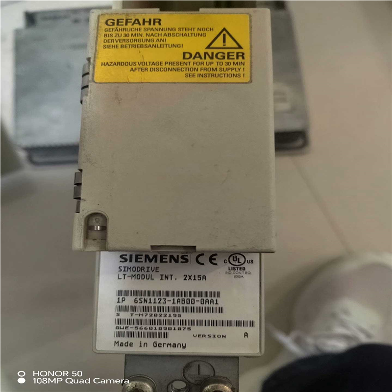 西门子 6SN1123-1AB00-0AA2 双轴15A驱动【南风商行】