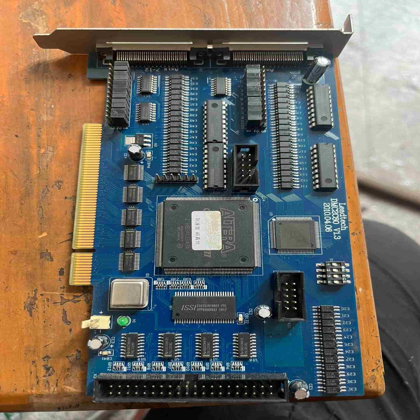雷赛DMC2C80 V13十二轴运动控制卡成色新议价