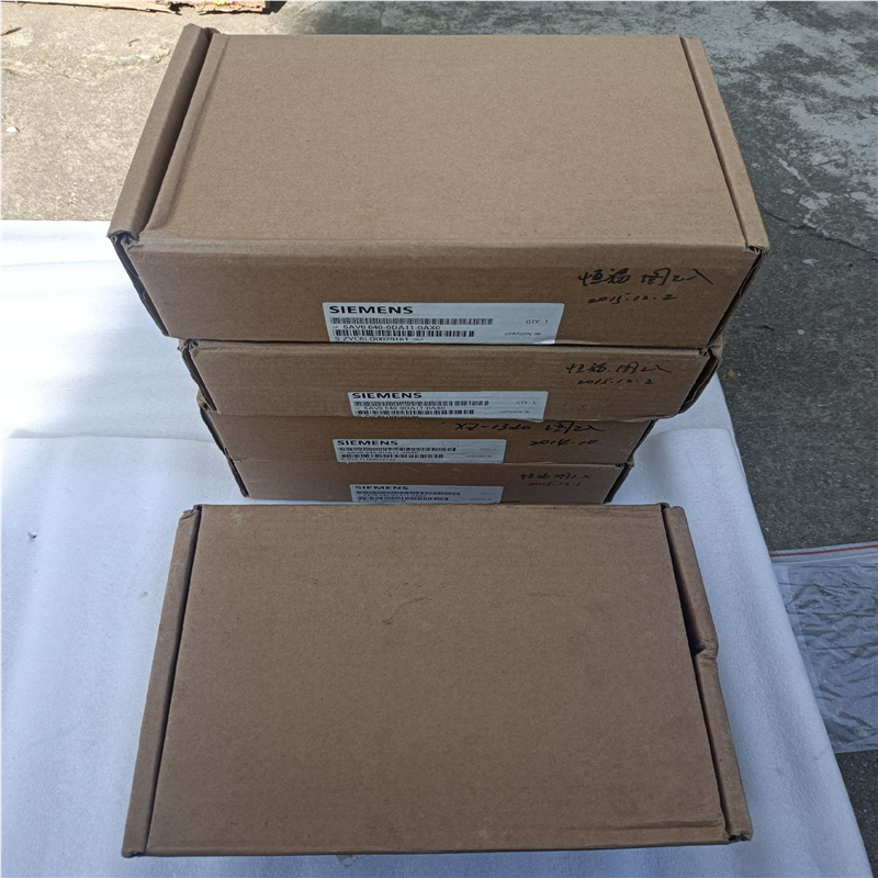 议~触摸屏  6AV6-640-0DA11-0AX0