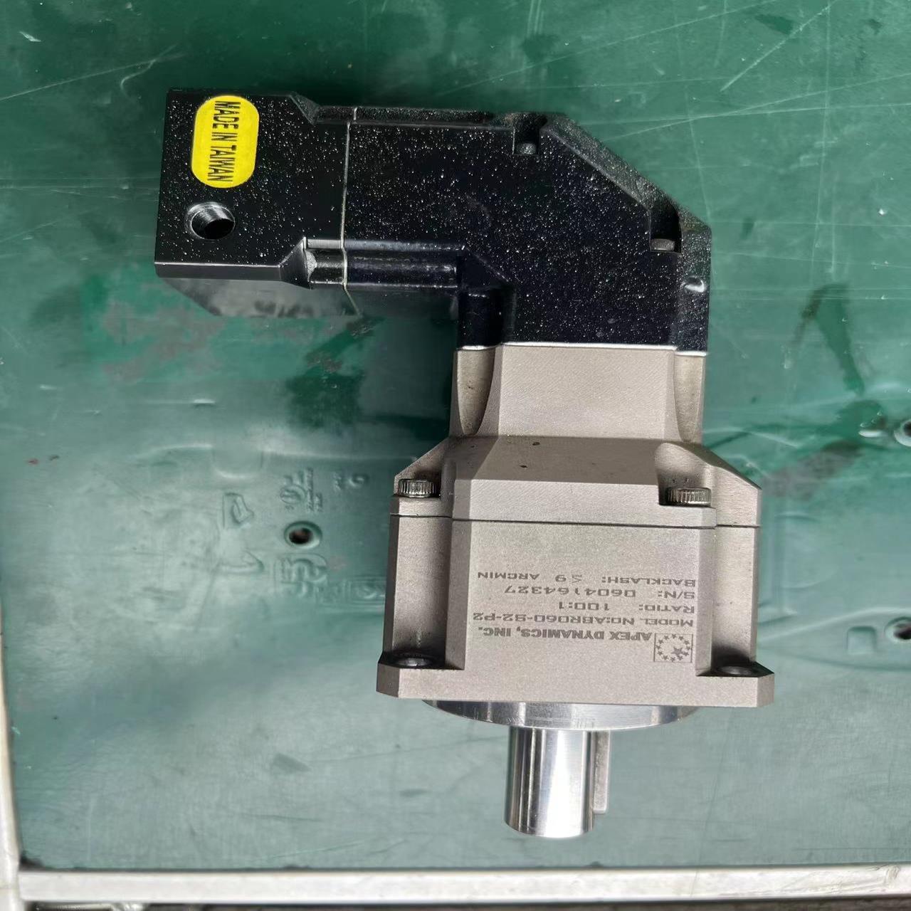 议~精密APEX 转角行星减速机型号：ABR060-S2-P2，