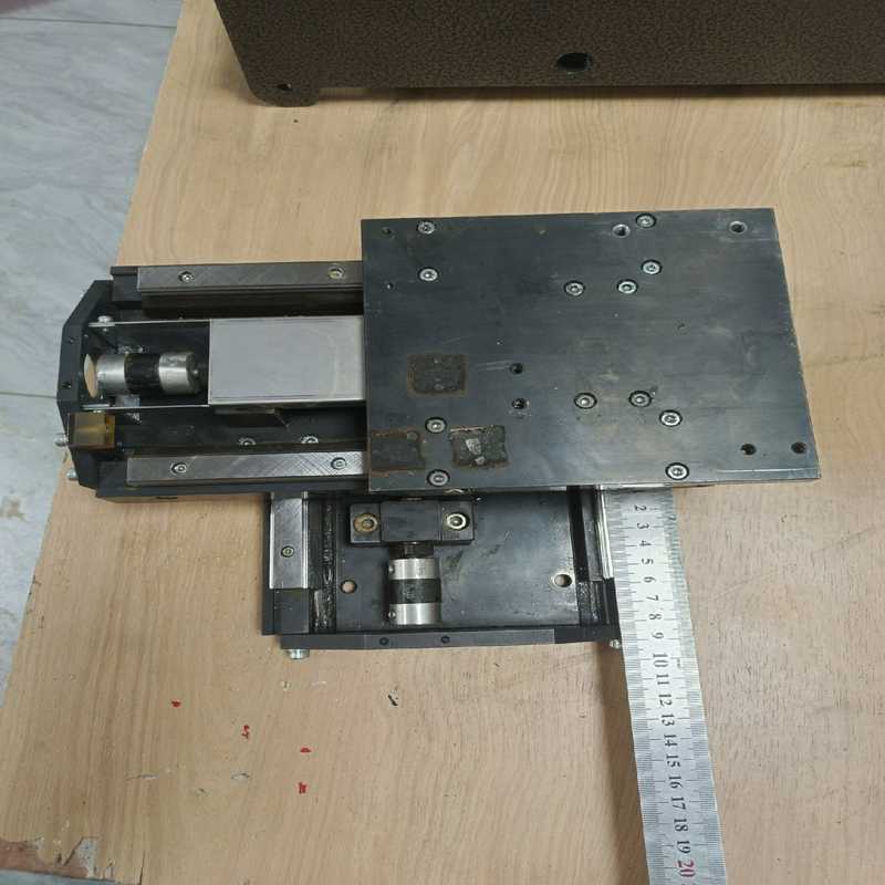 议价二手进口铸铁十字滑台，X行其它元器件