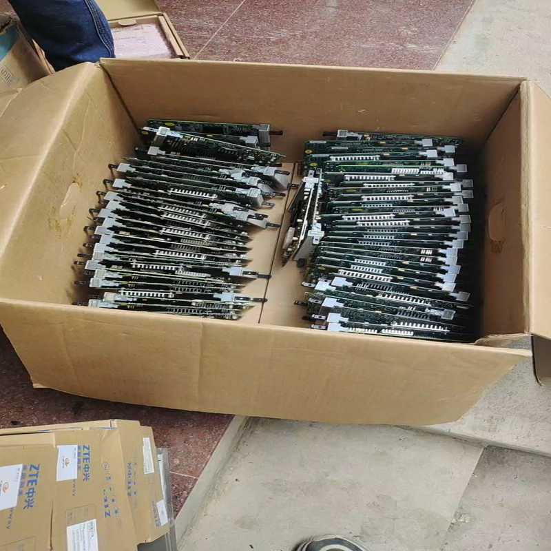 议价出中兴CHD板3种共83张。统货108一张。带赛灵思和dsp