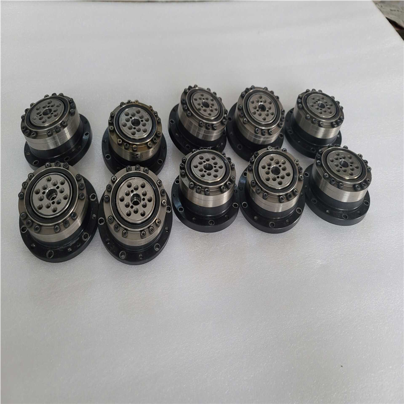 HD谐波减速机 csf-17-100，shf-17-50刚到（憨憨电子）