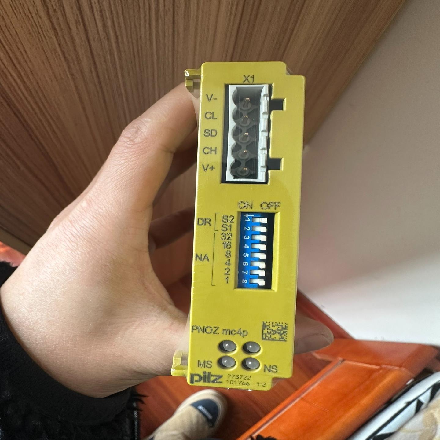 （议价）OZ mc4p 773722皮尔兹安全继电器 1片 不要
