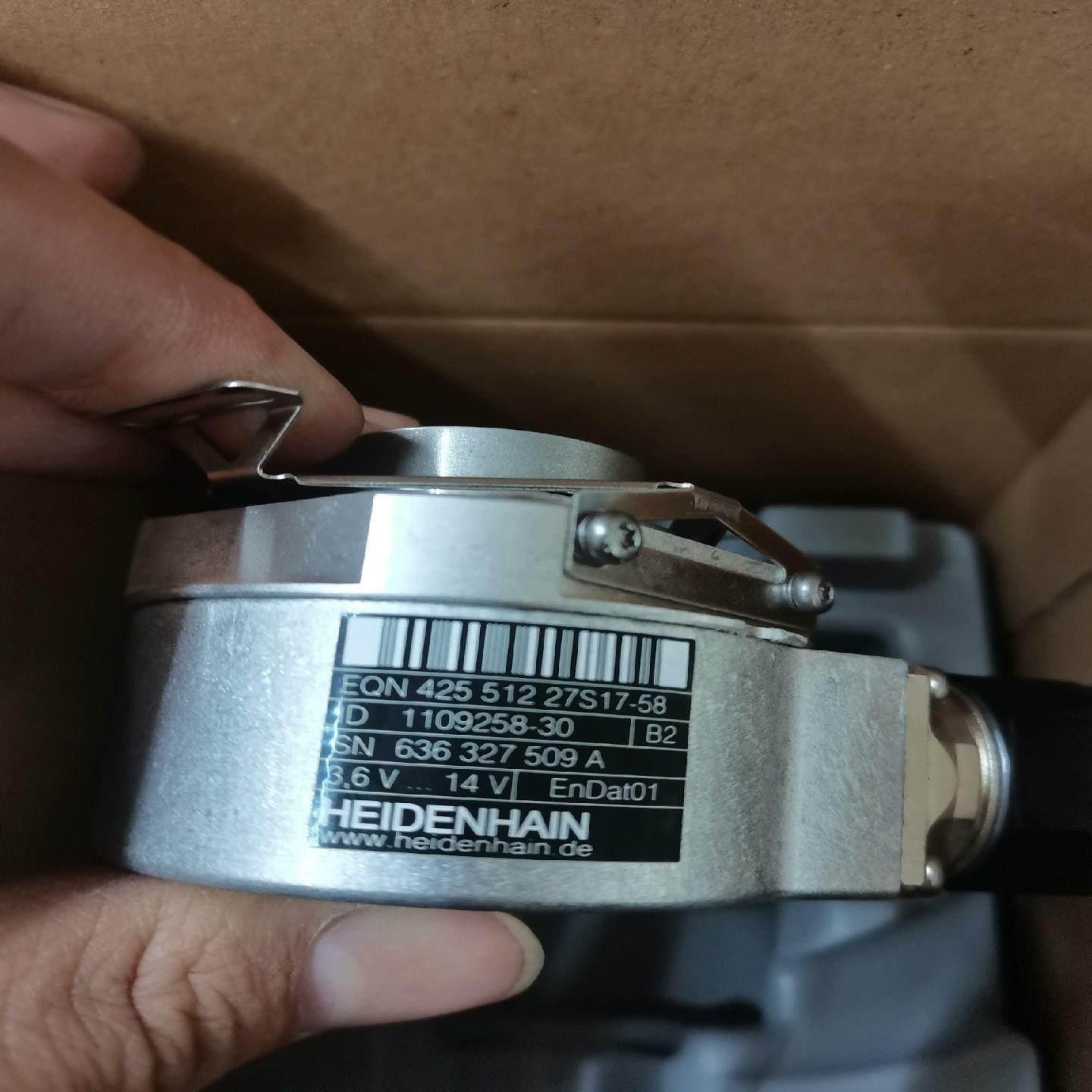 海德汉编码器EQN425 512 27S17-58【南风商行】