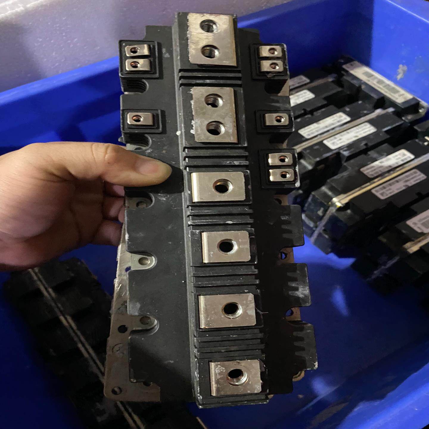 2MBI1800XXG170-50 富士模块 成色擦~议价