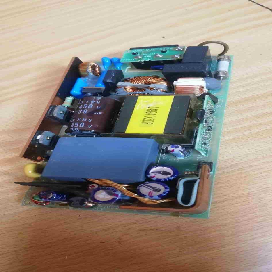 议~15V4A电源