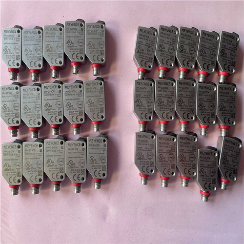 PR-G51CN原装KEYENCE传感器，成色如图，拍前请确~议价