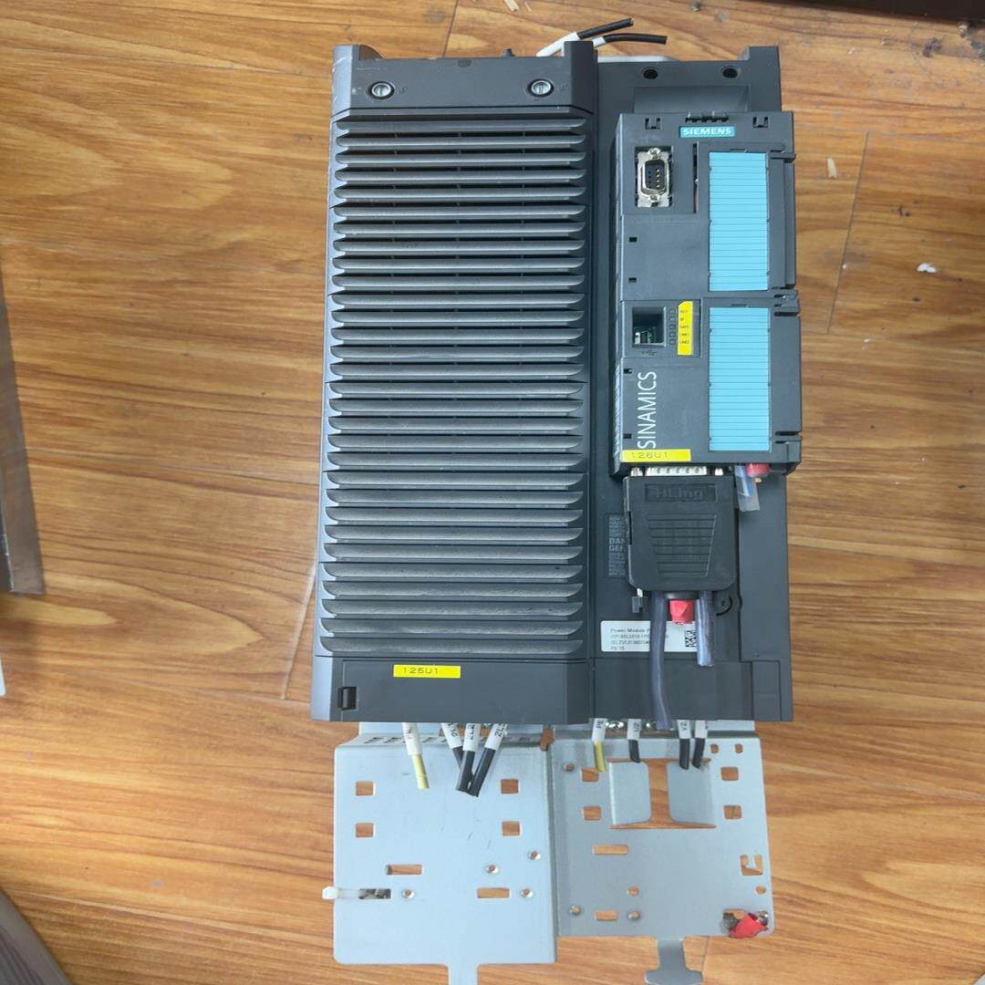 【汇生】6SL3210-1PE23-8UL0 实物拍摄；成色不错【议价】