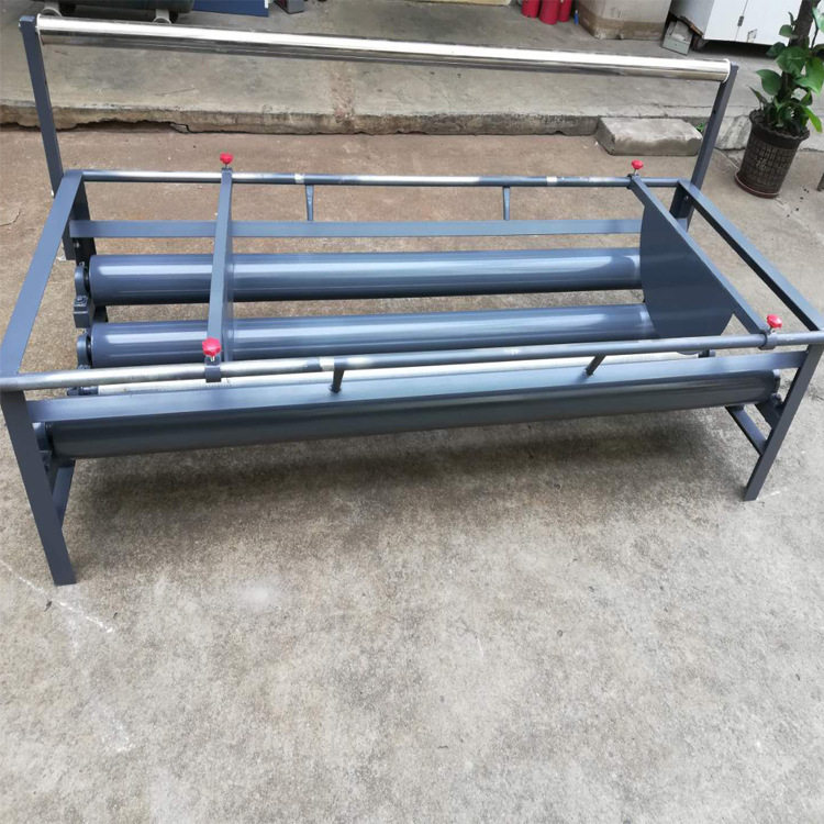手动小型服装布料退卷倒布机