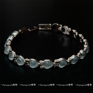 Vintage古着清冷感轻奢蓝色爱心猫眼石设计感手链显白高颜值手饰