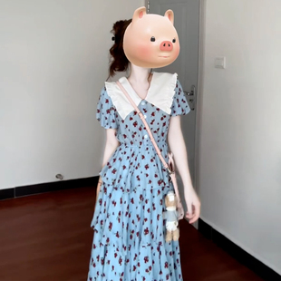 蓝色娃娃领碎花连衣裙子女夏季 气质海边度假收腰长裙 2025新款 法式