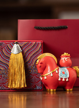 国潮马上有钱招财茶宠摆件