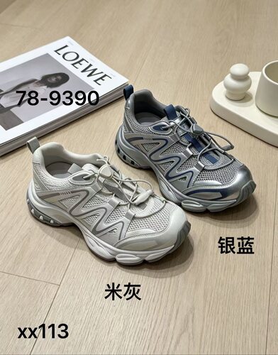 七彩青春正品2026新款欧州站时尚圆头厚底女休闲鞋78-9390