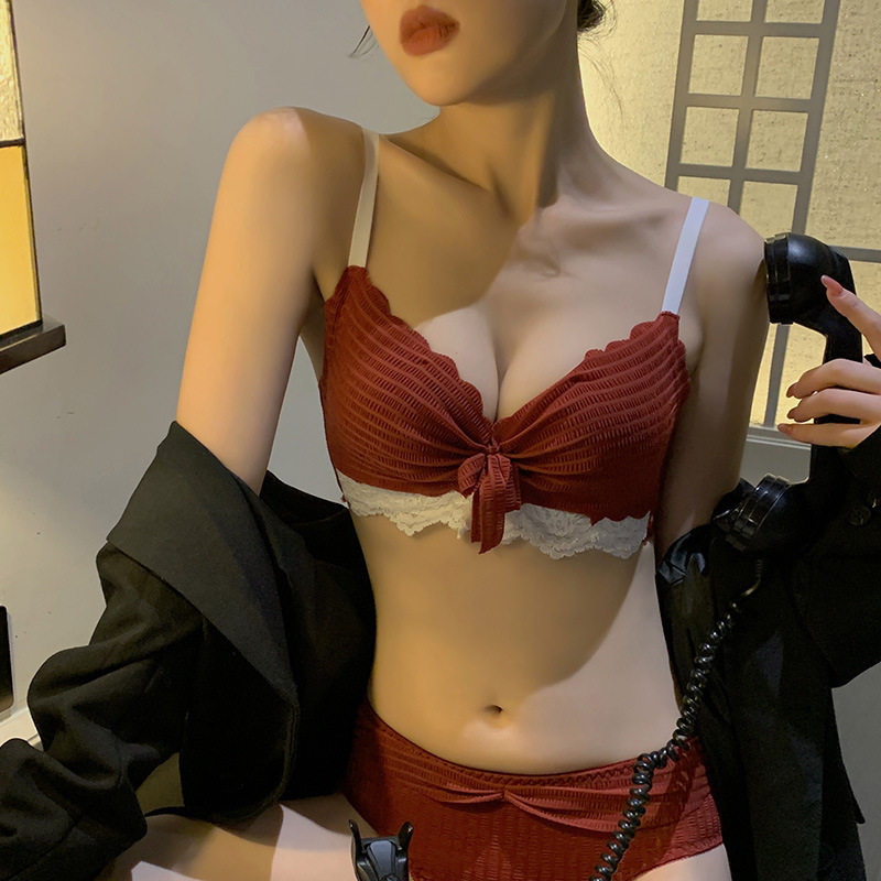 仙黛尔小胸聚拢无钢圈收副乳文胸