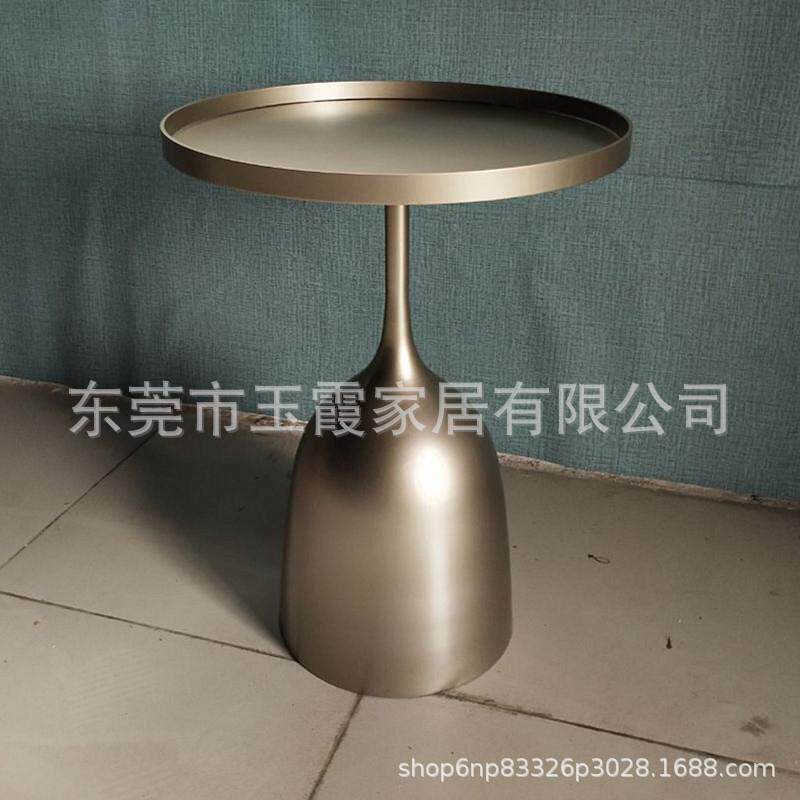 北欧铁艺客厅小茶几阳台金属仿古铜边桌圆形创意小户型设计师家具
