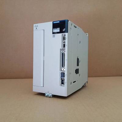 安川伺服器SGD7SGD7S-1RS-2R8A00002/5R5/A7R6/30A30A0/120/180/2