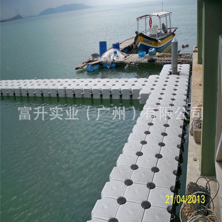 厂供浮筒 水上平台浮动码头 塑料养殖浮台 摩托艇游比赛艇码头