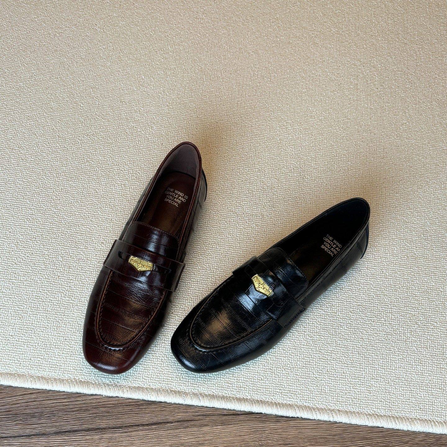 真皮英伦风金币乐福鞋女低跟2025春秋新款一脚蹬圆头小皮鞋女平底,女鞋,乐福鞋（豆豆鞋）,淘宝优惠券,粉丝福利购,淘宝优惠卷